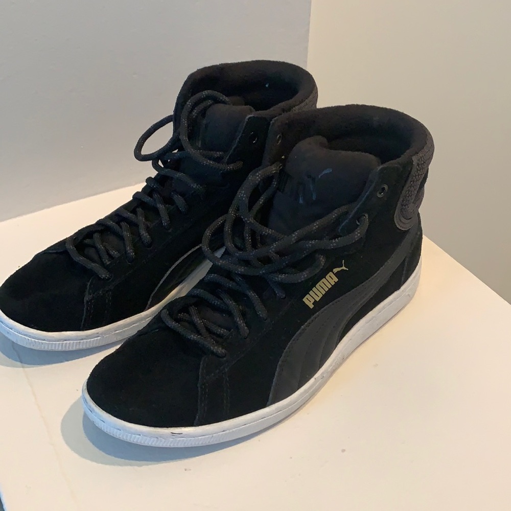 Puma Black high tops size 7